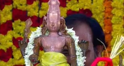 திருச்செந்தூர் கந்த சஷ்டி : ஜெயந்தி நாதருக்கு சிறப்பு அபிஷேகம்