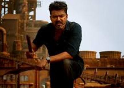 வாக்கு எண்ணும் மையத்தில் 'ஜனநாயகன்' படம் பார்த்த ஊழியர் கைது