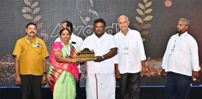 திருநெல்வேலி ரோடுவேஸ் நிறுவனத்திற்கு விருது வழங்கல்
