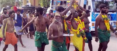 திருச்செந்தூர் பக்தர்களுக்கு மின்விளக்குகள் : தூத்துக்குடி மேயர் தகவல்