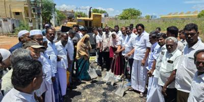 நெல்லையில் தார்சாலை பணிகள் துவக்க விழா