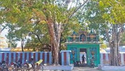 திருச்செந்தூர் வெயிலுகந்தம்மன் கோயிலில் ஆவணிதிருவிழா கொடியேற்றத்துடன் தொடக்கம்