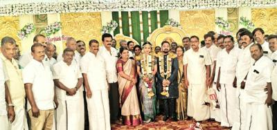 திமுக ஒன்றிய செயலாளர் இல்லத் திருமணம் - அமைச்சர் கீதாஜீவன், மார்க்கண்டேயன் எம்எல்ஏ வாழ்த்து