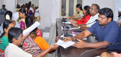 ராமநாதபுரத்தில் &nbsp;மக்கள் குறை தீர்க்கும் நாள் கூட்டம்