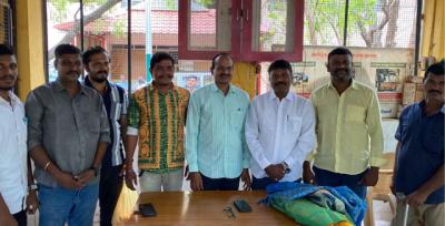 திருநெல்வேலி புதிய ஆர்டிஓ.,விற்கு டிரைவிங் ஸ்கூலை சேர்ந்தவர்கள் வாழ்த்து