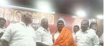 காங்.,நிர்வாகிக்கு வணிகர் சங்கங்களின் பேரவையில் முக்கிய பொறுப்பு