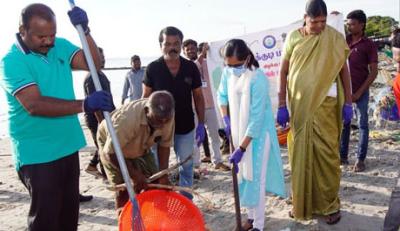 இனிகோ நகர் கடற்கரையில் கூட்டு தூய்மைப் பணி