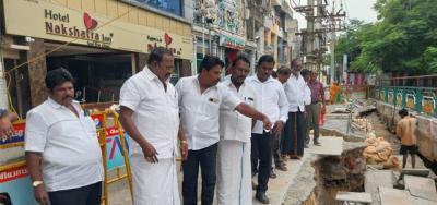 தெப்பக்குளத்தில் கழிவு நீர் கலக்கிறது - சி.த.செல்லப்பாண்டியன் குற்றச்சாட்டு