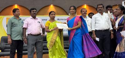 பரமக்குடி சௌராஷ்ட்ரா பள்ளி ஆசிரியை கெளரவிப்பு